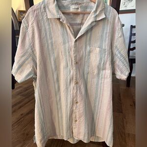 Lucky Brand Men’s Short Sleeve Collared Button Down